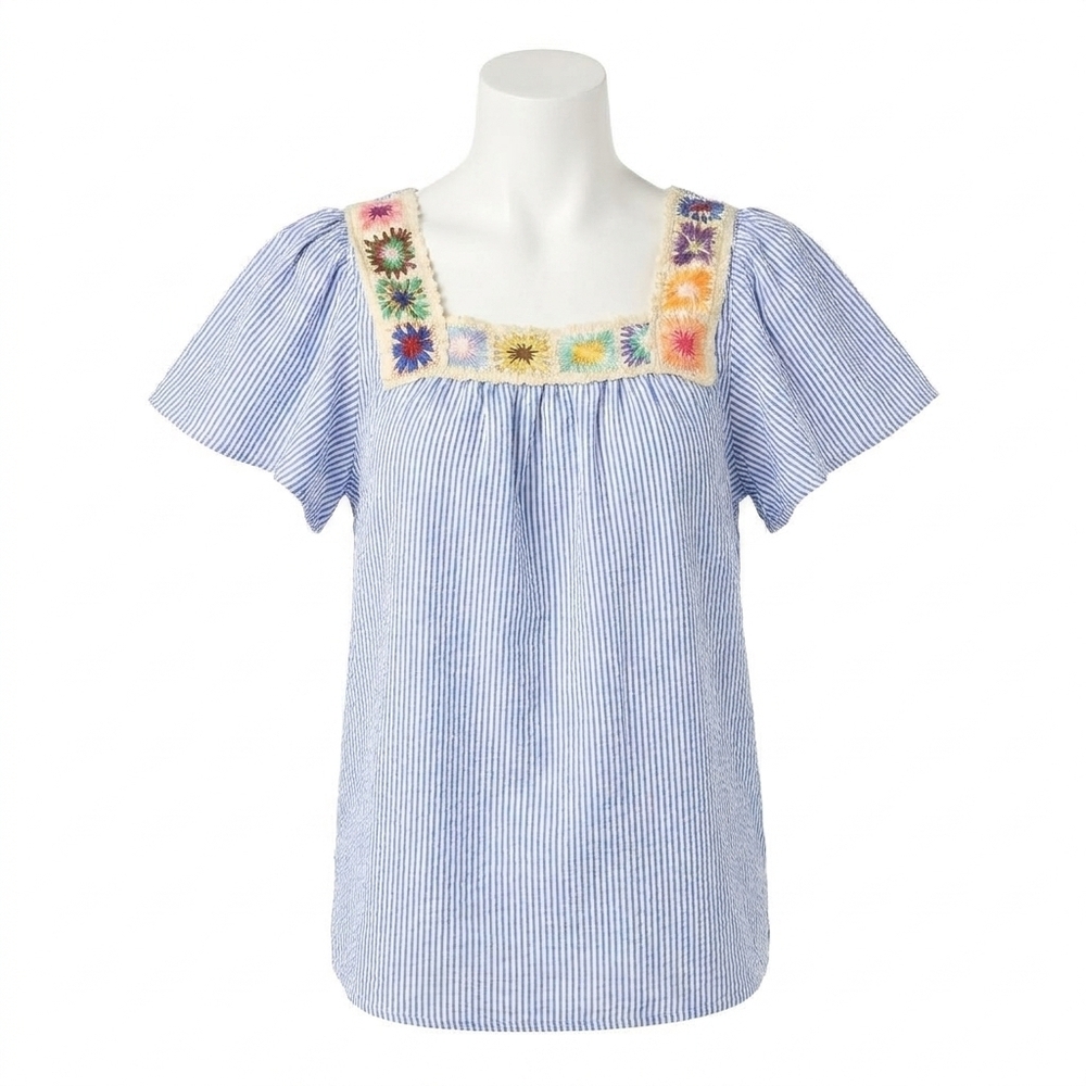 NEW COCO + CARMEN amy top with crochet trim in blue and white